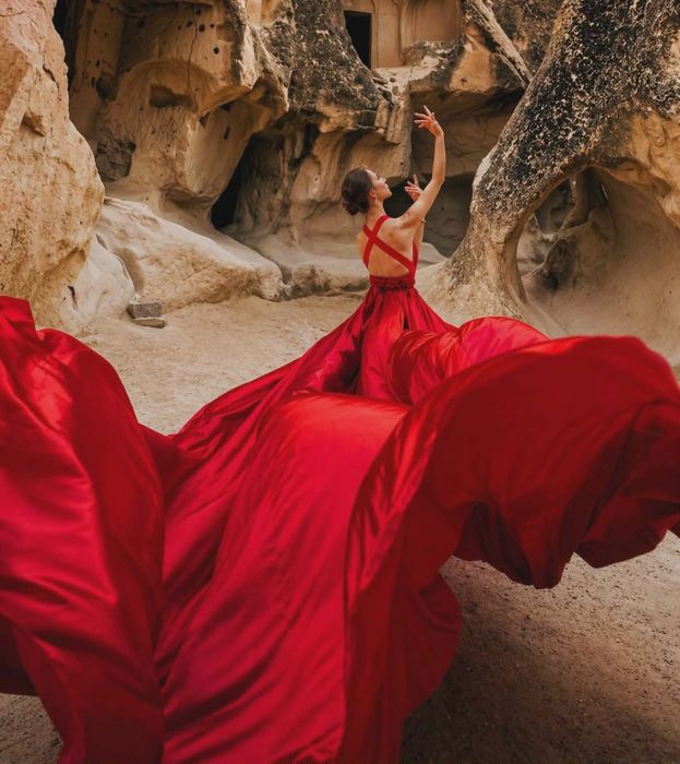 AWAKEN THE MAGNETIC WOMAN WITHIN Workshop